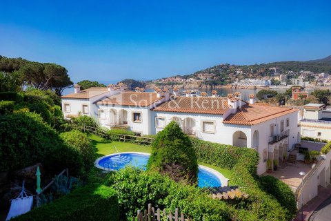 House for sale in Sant Feliu de Guixols, Girona, Spain 4 bedrooms, 100 sq.m. No. 168066 - photo 4