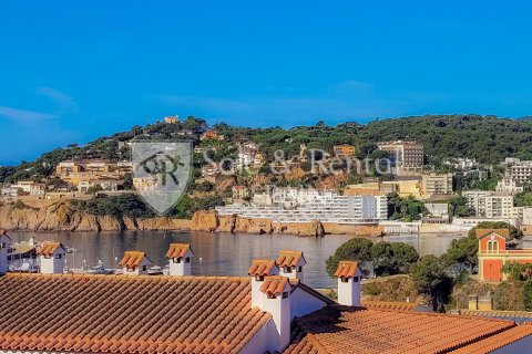 House for sale in Sant Feliu de Guixols, Girona, Spain 4 bedrooms, 100 sq.m. No. 168066 - photo 27