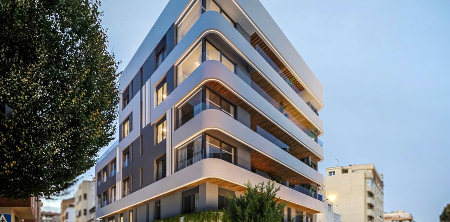 Appartamento a Malaga, Spagna 3 camere da letto, 131 mq. N° 180583