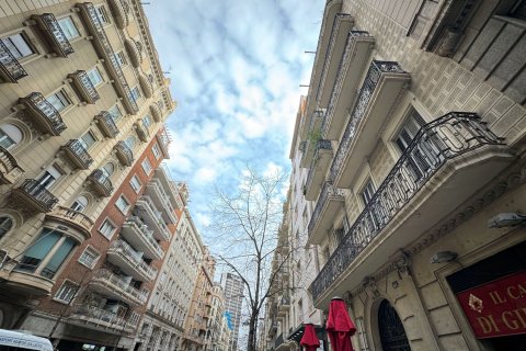 Appartamento in vendita a Barcelona, Spagna 5 camere da letto, 136 mq. N° 180529 - foto 22