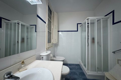 Appartamento in vendita a Barcelona, Spagna 5 camere da letto, 136 mq. N° 180529 - foto 12