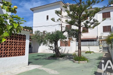 Casa in vendita a El Vendrell, Tarragona, Spagna 4 camere da letto, 147 mq. N° 172353 - foto 4