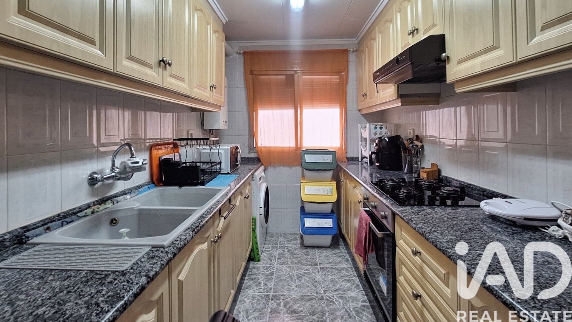 Apartament w Valencia, Hiszpania 3 sypialnie, 98 mkw. nr 172358
