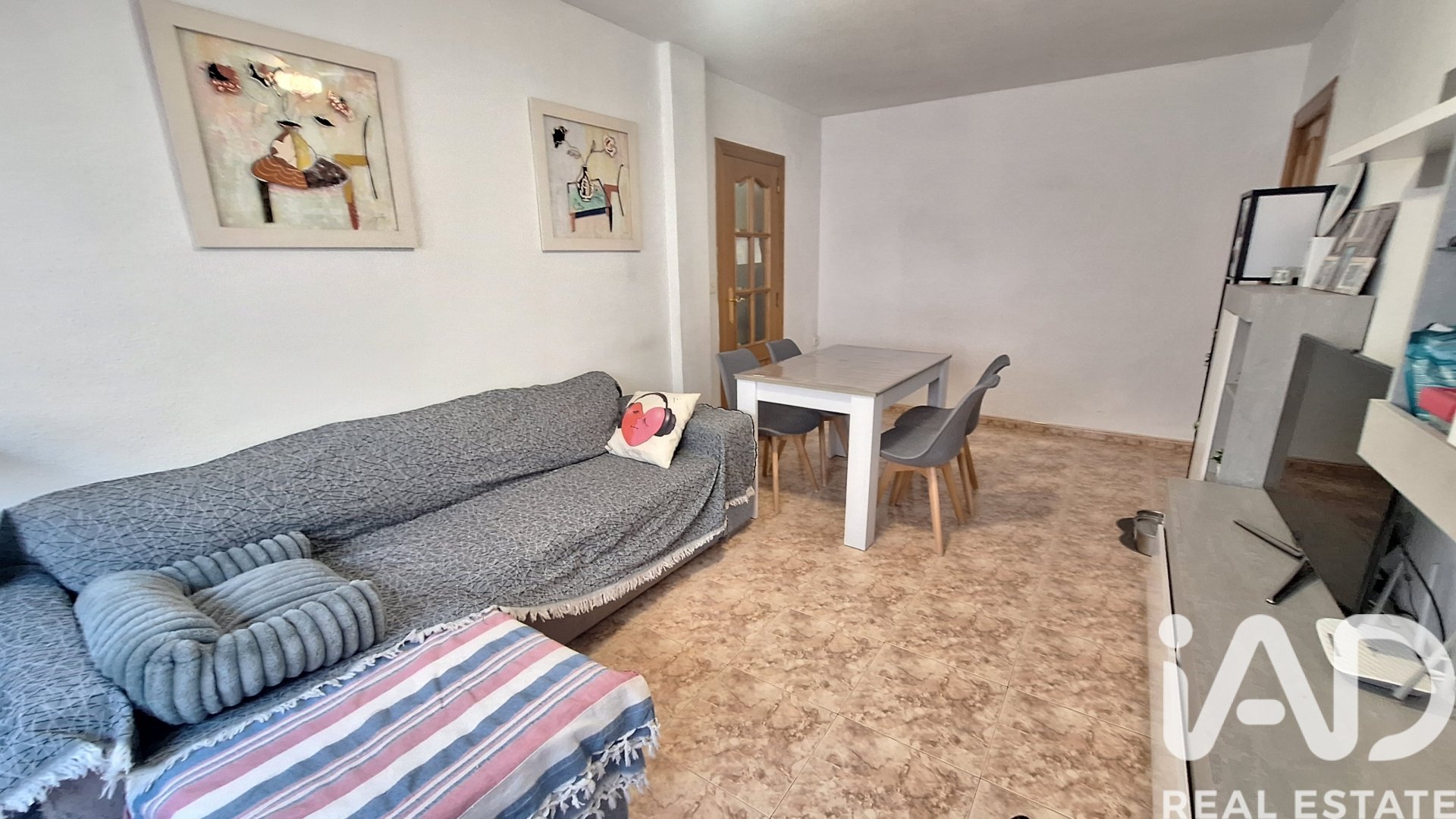 Apartament w Valencia, Hiszpania 3 sypialnie, 98 mkw. nr 172358