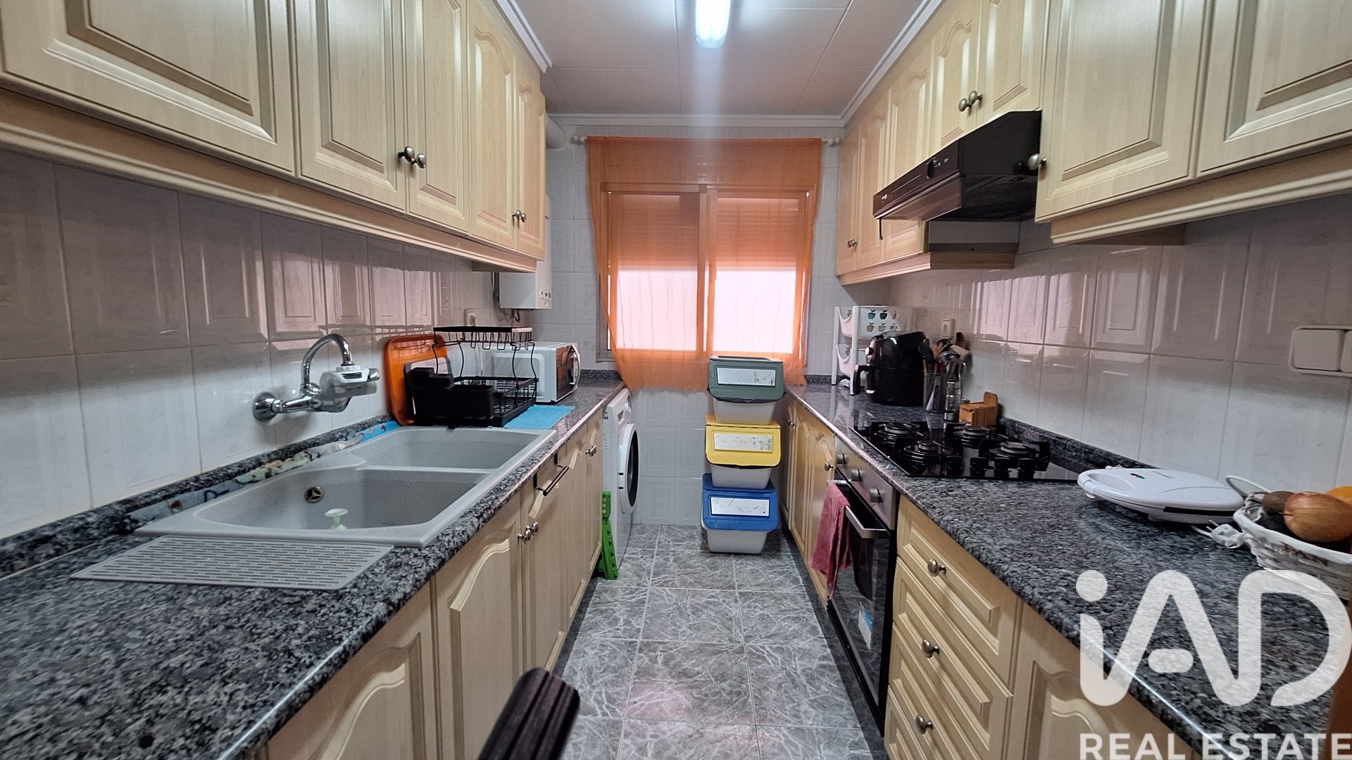 Apartament w Valencia, Hiszpania 3 sypialnie, 98 mkw. nr 172358