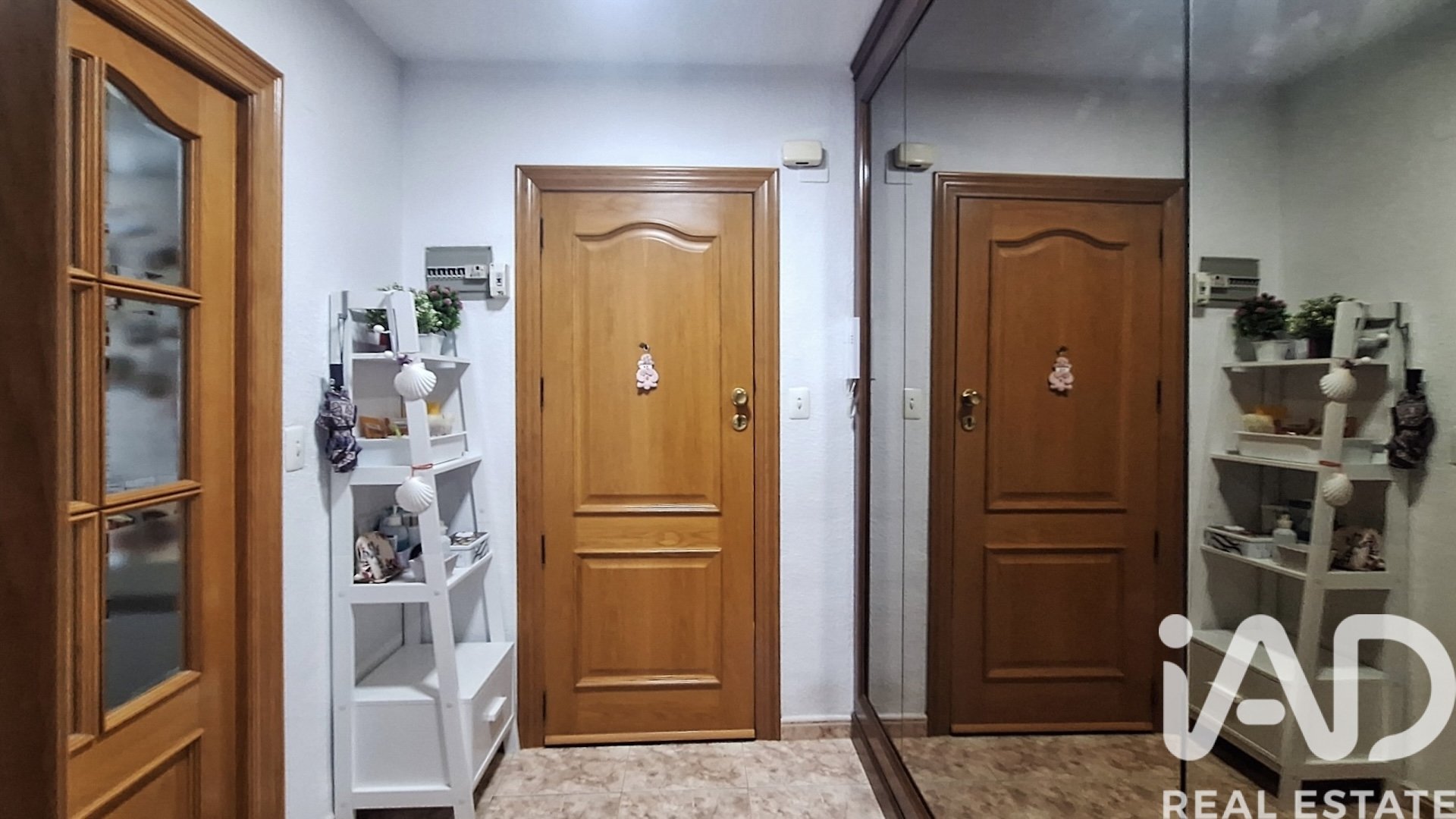 Apartament w Valencia, Hiszpania 3 sypialnie, 98 mkw. nr 172358