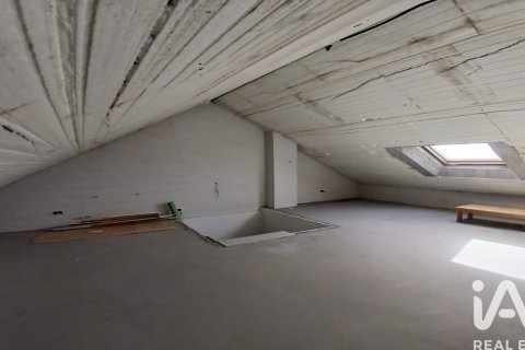 Продажа дома в Вильярес-де-ла-Рейна, Саламанка, Испания 4 спальни, 309м2 №172354 - фото 25