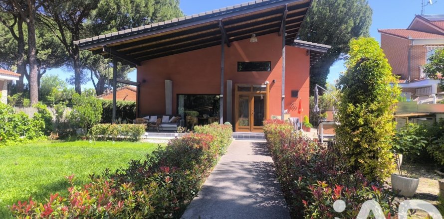 Casa a Medina del Campo, Valladolid, Spagna 4 camere da letto, 290 mq. N° 172357