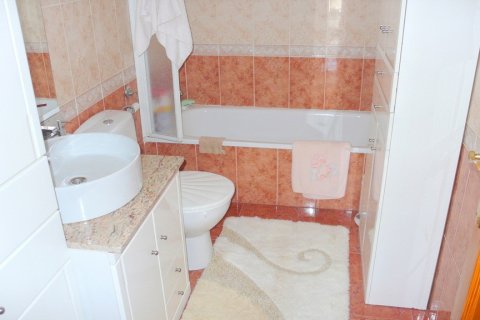 Finca myytävänä Dolores, Alicante, Espanja, 3 makuuhuonetta, 240 m2 No. 145546 - kuva 29