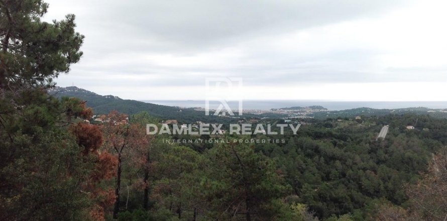 Land plot à Lloret de Mar, Girona, Espagne 949 m2 No. 184618