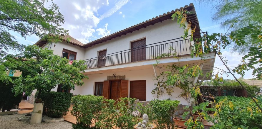 Finca en Monóvar, Alicante, España 8 dormitorios, 350 m2 No. 155595