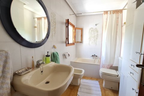 Finca en venta en Monóvar, Alicante, España 8 dormitorios, 350 m2 No. 155595 - foto 15