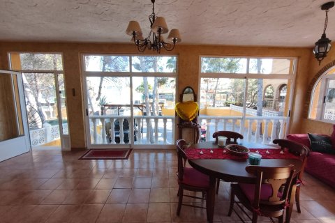 Villa for sale in Los Balcones, Alicante, Spain 2 bedrooms, 133 sq.m. No. 155594 - photo 21