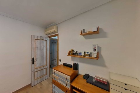 Villa for sale in Los Balcones, Alicante, Spain 2 bedrooms, 133 sq.m. No. 155594 - photo 14