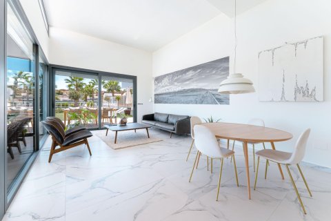 Villa for sale in San Miguel de Salinas, Alicante, Spain 5 bedrooms, 259 sq.m. No. 155596 - photo 27