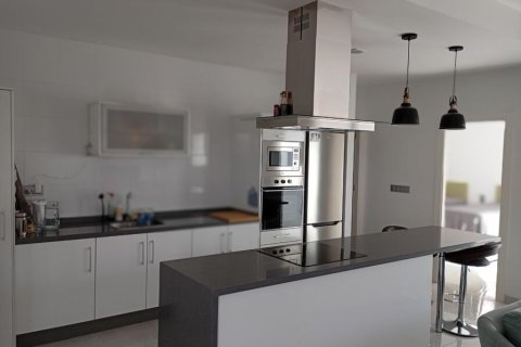 Villa for sale in Daya Vieja, Alicante, Spain 3 bedrooms, 125 sq.m. No. 155590 - photo 3