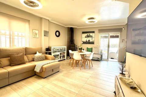 Villa for sale in La Regia, Alicante, Spain 4 bedrooms, 119 sq.m. No. 155593 - photo 19