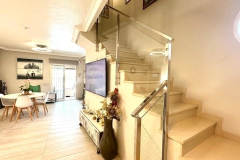 Villa for sale in La Regia, Alicante, Spain 4 bedrooms, 119 sq.m. No. 155593 - photo 18