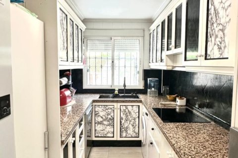 Villa for sale in La Regia, Alicante, Spain 4 bedrooms, 119 sq.m. No. 155593 - photo 21