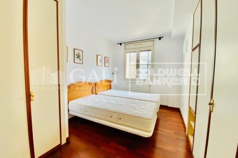 Kattohuoneisto vuokrattavana Principado De Andorra (Ninguna Poblacion Tiene C.P.), Lleida, Espanja, 4 makuuhuonetta, 192 m2 No. 178409 - kuva 11