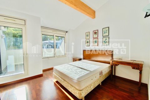 Kattohuoneisto vuokrattavana Principado De Andorra (Ninguna Poblacion Tiene C.P.), Lleida, Espanja, 4 makuuhuonetta, 192 m2 No. 178409 - kuva 12