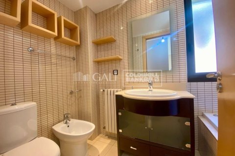 Huoneisto vuokrattavana Principado De Andorra (Ninguna Poblacion Tiene C.P.), Lleida, Espanja, 2 makuuhuonetta, 73 m2 No. 178408 - kuva 15