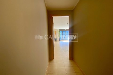 Huoneisto vuokrattavana Principado De Andorra (Ninguna Poblacion Tiene C.P.), Lleida, Espanja, 2 makuuhuonetta, 73 m2 No. 178408 - kuva 7