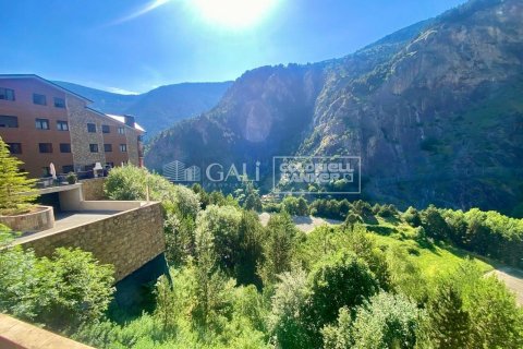 Huoneisto vuokrattavana Principado De Andorra (Ninguna Poblacion Tiene C.P.), Lleida, Espanja, 2 makuuhuonetta, 73 m2 No. 178408 - kuva 21