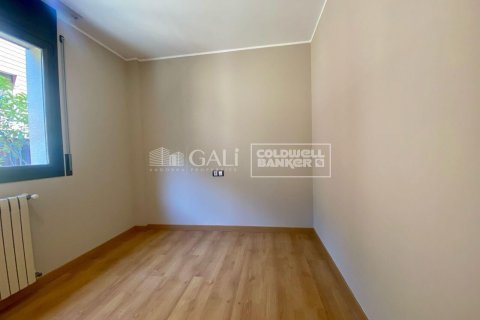 Huoneisto vuokrattavana Principado De Andorra (Ninguna Poblacion Tiene C.P.), Lleida, Espanja, 2 makuuhuonetta, 73 m2 No. 178408 - kuva 18