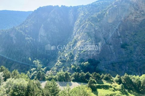 Huoneisto vuokrattavana Principado De Andorra (Ninguna Poblacion Tiene C.P.), Lleida, Espanja, 2 makuuhuonetta, 73 m2 No. 178408 - kuva 23