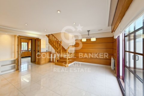 Talo vuokrattavana Oleiros, A Coruna, Espanja, 3 makuuhuonetta, 281 m2 No. 178407 - kuva 5