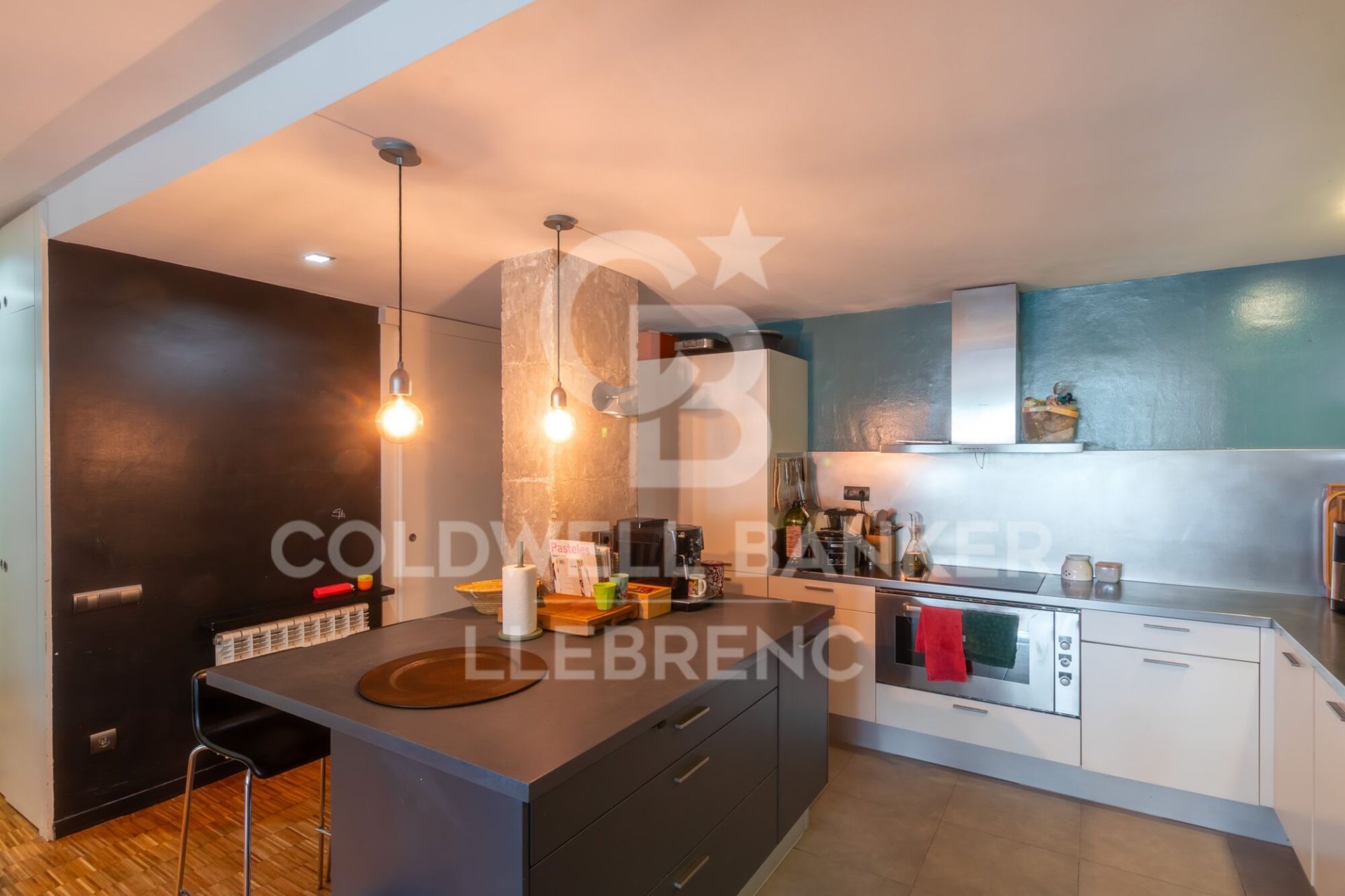 Huoneisto Barcelona, Espanja 2 makuuhuonetta, 110 m2 No. 178404