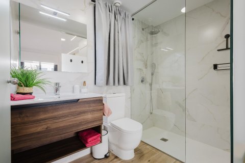 Apartment for sale in Alicante, Spain 2 bedrooms, 87 sq.m. No. 139553 - photo 23