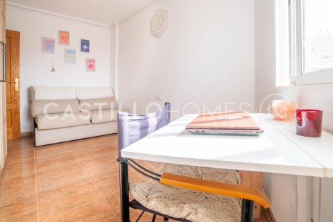 Huoneisto myytävänä Torrevieja, Alicante, Espanja, 3 makuuhuonetta, 96 m2 No. 139556 - kuva 29