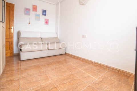 Huoneisto myytävänä Torrevieja, Alicante, Espanja, 3 makuuhuonetta, 96 m2 No. 139556 - kuva 30