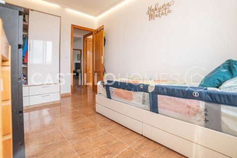 Huoneisto myytävänä Torrevieja, Alicante, Espanja, 3 makuuhuonetta, 96 m2 No. 139556 - kuva 23