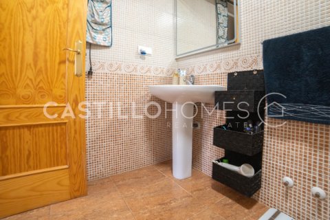 Huoneisto myytävänä Torrevieja, Alicante, Espanja, 3 makuuhuonetta, 96 m2 No. 139556 - kuva 21