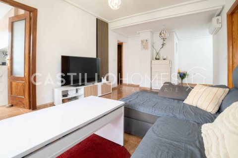 Huoneisto myytävänä Torrevieja, Alicante, Espanja, 3 makuuhuonetta, 96 m2 No. 139556 - kuva 7