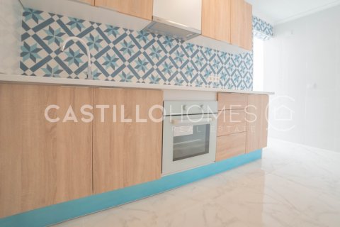 Huoneisto myytävänä Torrevieja, Alicante, Espanja, 3 makuuhuonetta, 76 m2 No. 139555 - kuva 21
