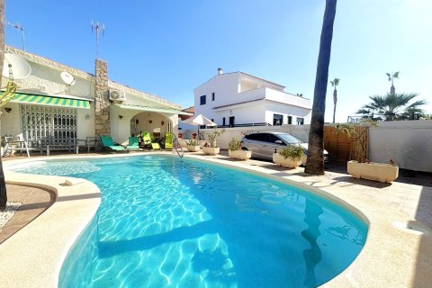 Willa Torrevieja, Alicante, Hiszpania 2 sypialnie, 144 mkw. nr 140039 – zdjęcie 6