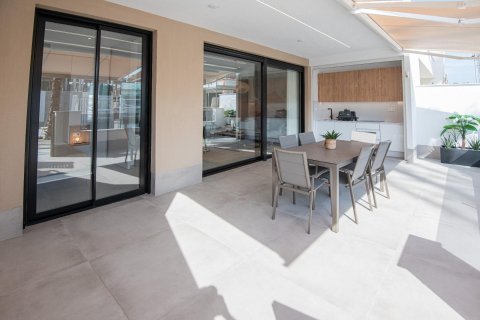 Продажа бунгало в Сан-Педро-дель-Пинатар, Мурсия, Испания 1 спальня, 88м2 №116982 - фото 24