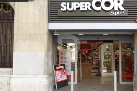 Butik i L'Eixample, Barcelona, Spanien 2039 kvm. Nr. 154845