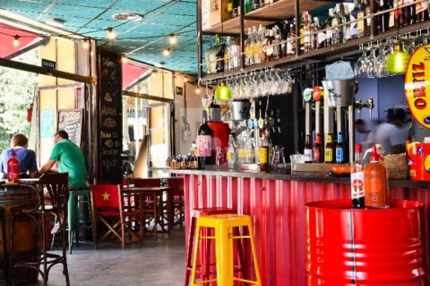 Cafe / restaurant for sale in L'Eixample, Barcelona, Spain 120 sq.m. No. 154848 - photo 2