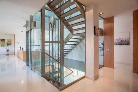 Сasa en venta en Sant Andreu de Llavaneres, Barcelona, España 7 dormitorios, No. 140881 - foto 30