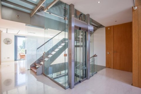 Сasa en venta en Sant Andreu de Llavaneres, Barcelona, España 7 dormitorios, No. 140881 - foto 8