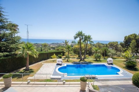 Сasa en venta en Sant Andreu de Llavaneres, Barcelona, España 7 dormitorios, No. 140881 - foto 2