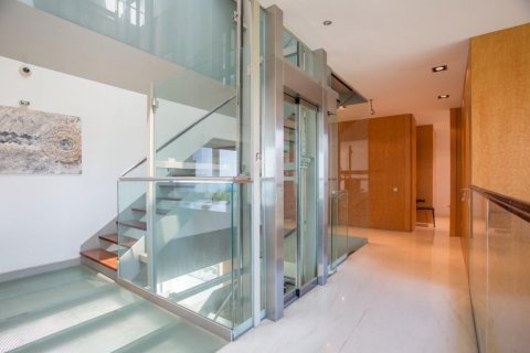 Сasa en venta en Sant Andreu de Llavaneres, Barcelona, España 7 dormitorios, No. 140881 - foto 27