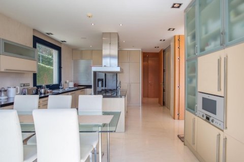 Сasa en venta en Sant Andreu de Llavaneres, Barcelona, España 7 dormitorios, No. 140881 - foto 14