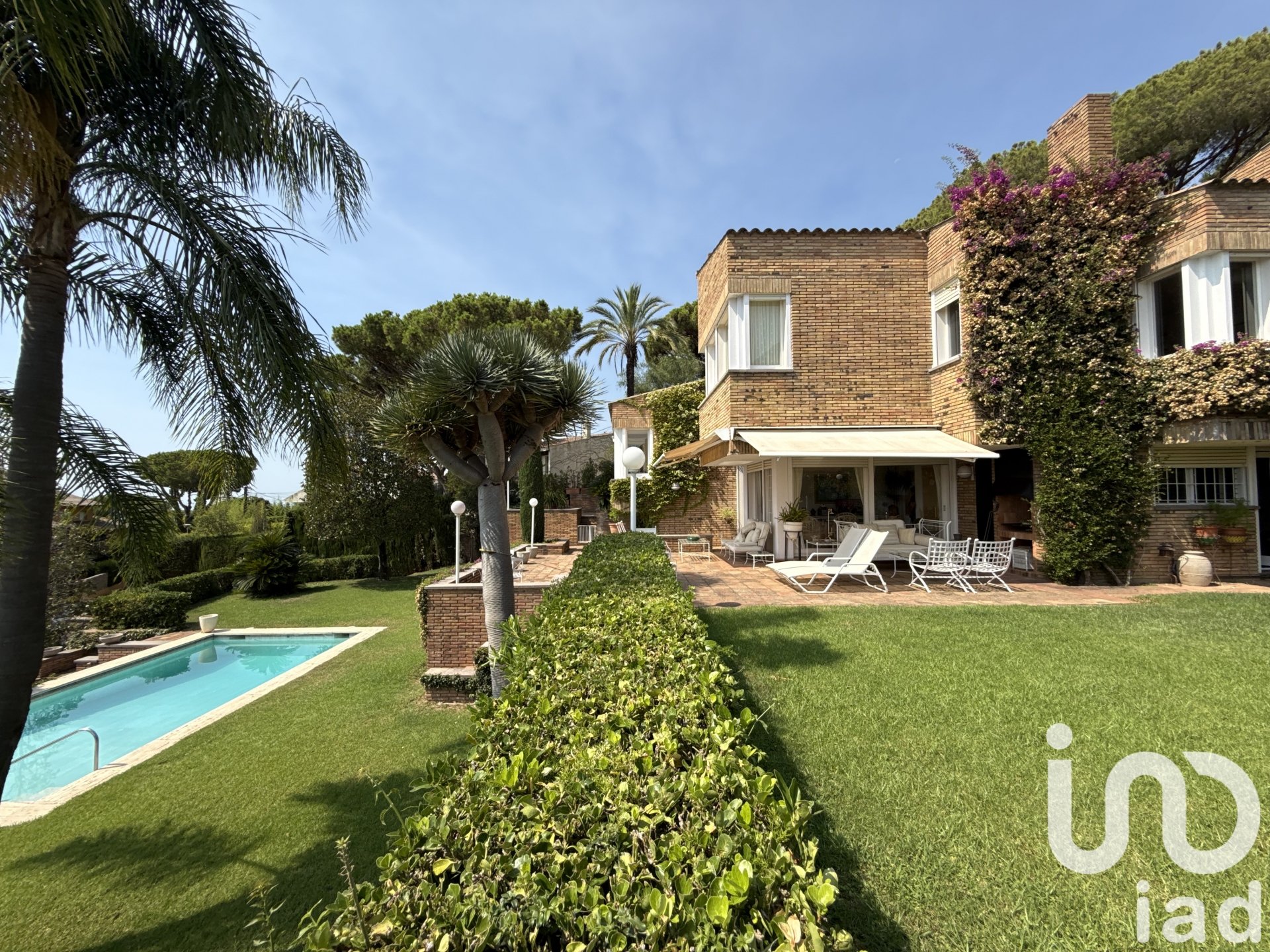 House à Cabrils, Barcelona, Espagne 4 chambres, 350 m2 No. 173308