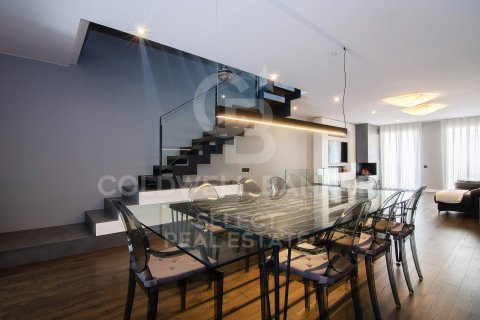 House à vendre à Sabadell, Barcelona, Espagne, 3 chambres, 347 m2 No. 178584 - photo 7